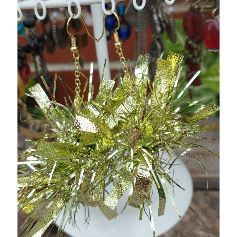 Holiday gold tinsel christmas earrings hang down sparkle2.5